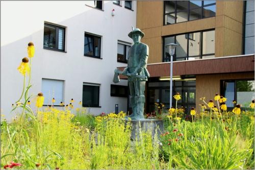 Vorderansicht Rathausgebäude