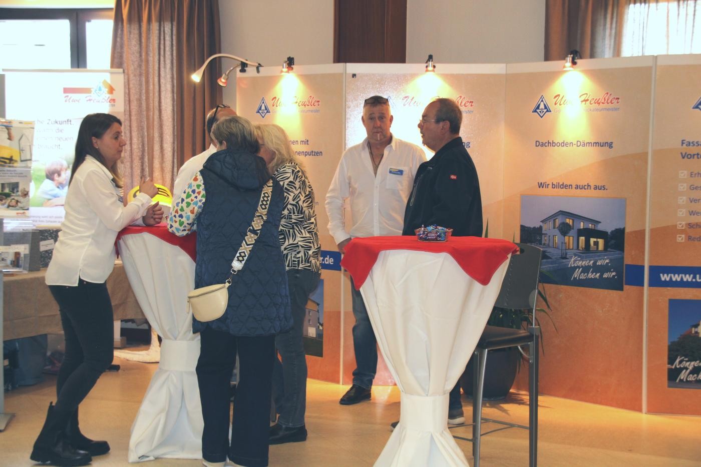 Aussteller und Besucher